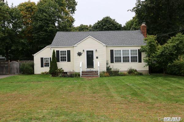 1 of 1 - 40 Alton Avenue, Greenlawn, NY