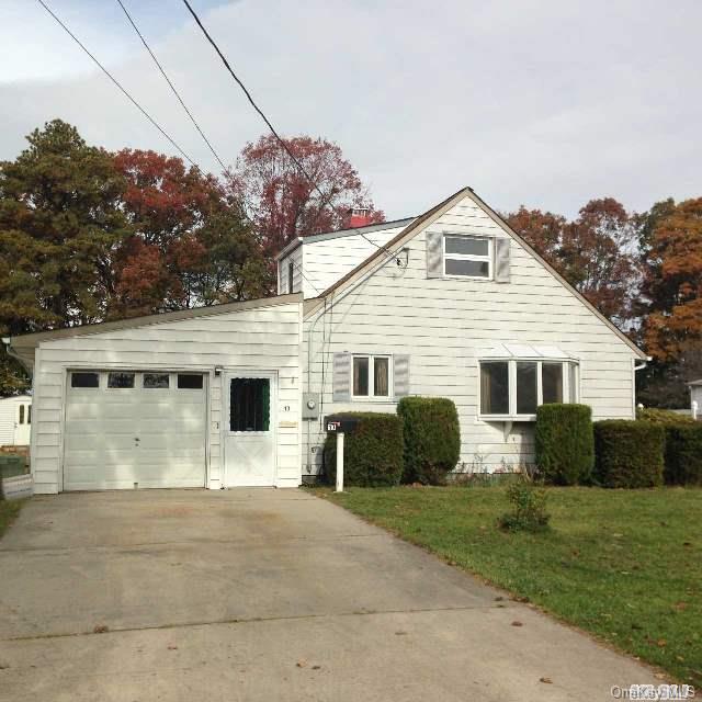 1 of 1 - 17 Polly Drive, Brentwood, NY