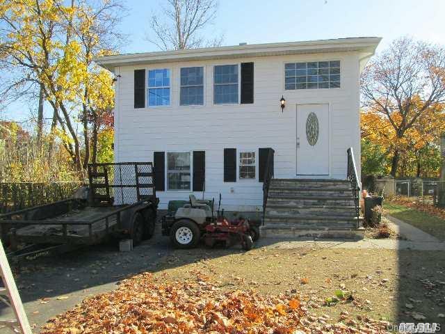 1 of 1 - 112 Moffitt Boulevard, Islip, NY