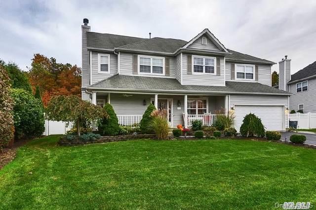 1 of 1 - 6 Forsythia Court, Holtsville, NY