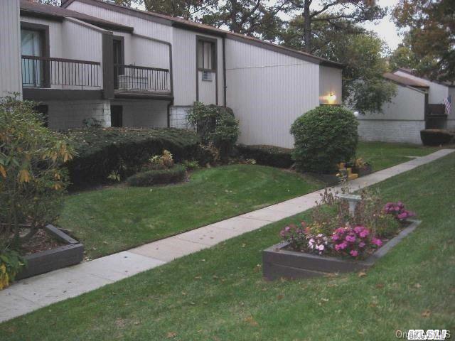 1 of 1 - 53 Richmond Boulevard # 2b, Ronkonkoma, NY