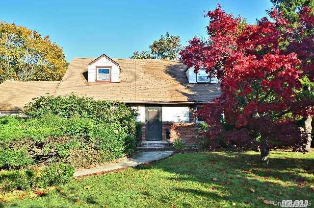 1 of 1 - 11 Magenta Lane, East Northport, NY