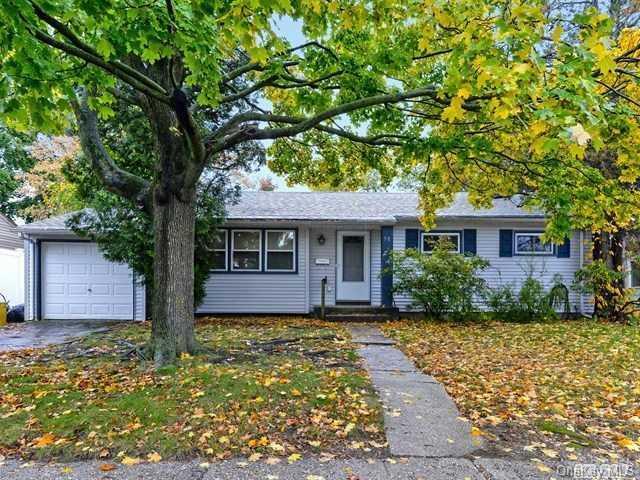 1 of 1 - 50 Briarcliff Road, Westbury, NY