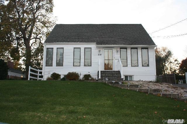 1 of 1 - 315 1 Street, East Northport, NY