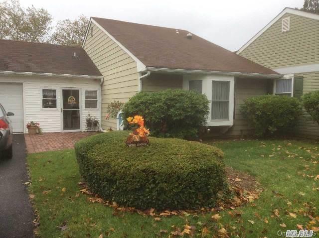 1 of 1 - 28 Chippendale Drive, Mount Sinai, NY