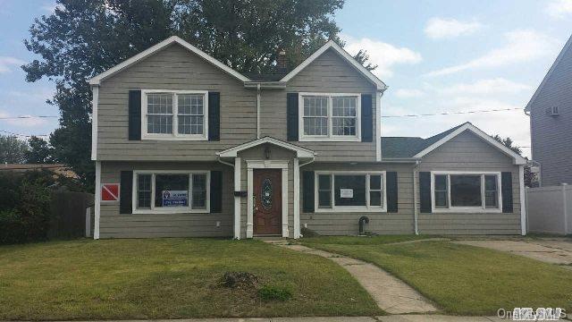 1 of 1 - 29 Harvest Lane, Levittown, NY