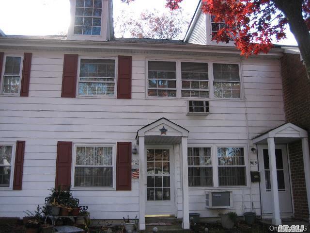 1 of 1 - 1108 Towne House Vill Drive, Hauppauge, NY