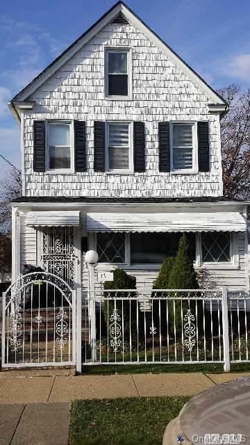 1 of 1 - 11 Hope Place, Freeport, NY