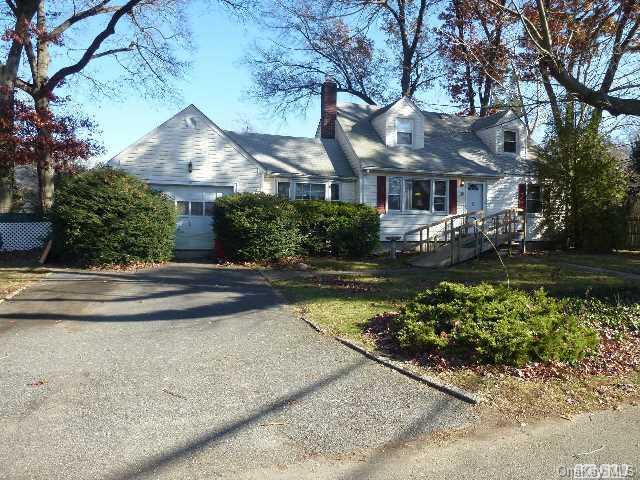 1 of 1 - 2 Richwood Place, Huntington Station, NY