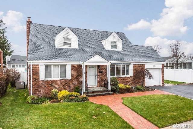 1 of 1 - 30 Harold Road, Plainview, NY