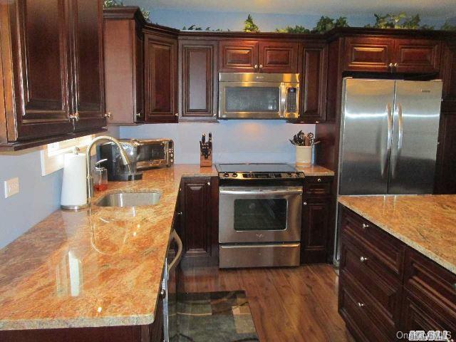1 of 1 - 372 Boyle Road, Selden, NY