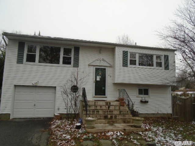 1 of 1 - 42 Lovers Lane, Huntington, NY