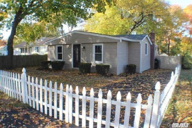 1 of 1 - 17 Cedarhurst Avenue, Selden, NY