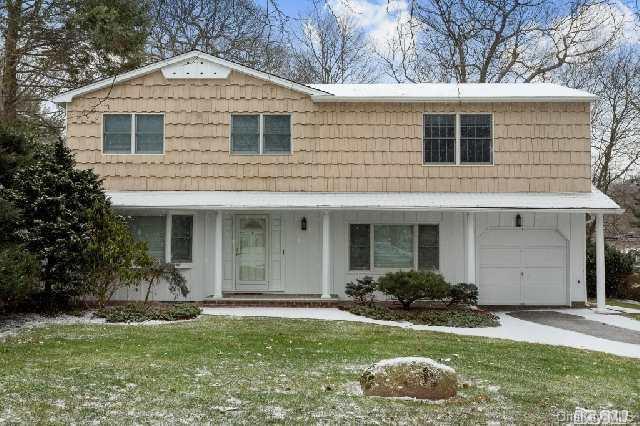 1 of 1 - 52 Holiday Park Drive, Hauppauge, NY