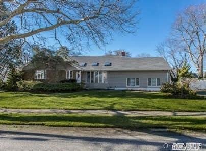 1 of 1 - 124 Harbor Lane, Massapequa Park, NY
