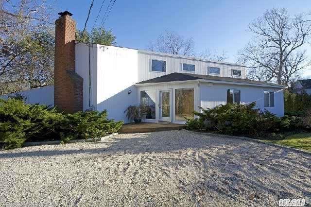 1 of 1 - 4 Scrub Oak Road, Quogue, NY