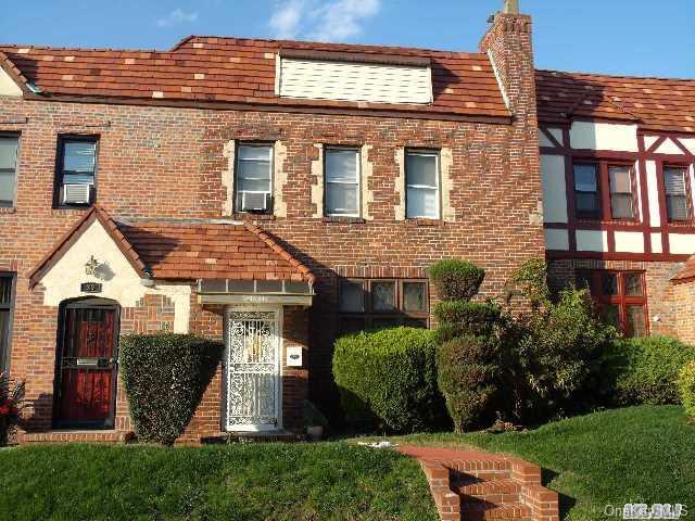 1 of 1 - 215-41 Murdock Avenue, Queens Village, NY