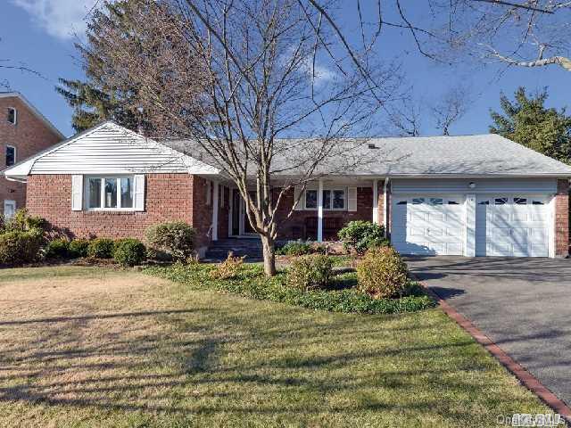 1 of 1 - 14 Lesley Drive, Syosset, NY