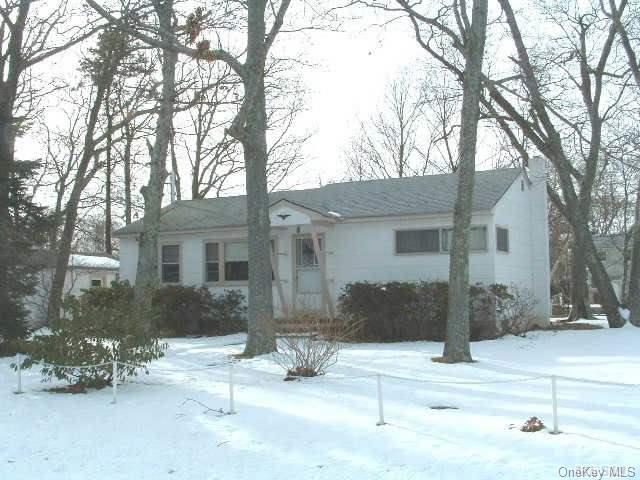 1 of 1 - 6 Bonita Road, East Quogue, NY