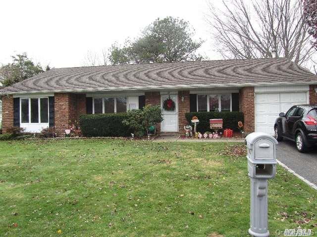 1 of 1 - 87 Sequoia Way, Holbrook, NY