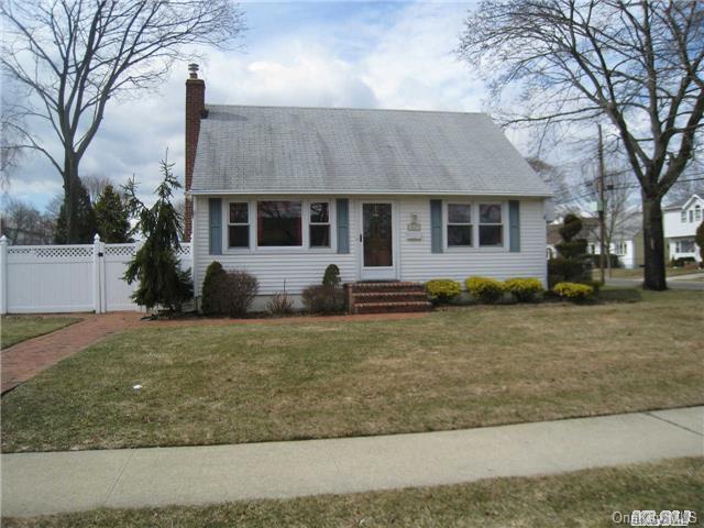 1 of 1 - 1125 Baldwin Drive, Massapequa, NY