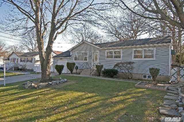 1 of 1 - 52 Oak St., Brentwood, NY