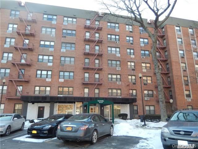 1 of 1 - 86-29 155 Avenue # 2e, Howard Beach, NY