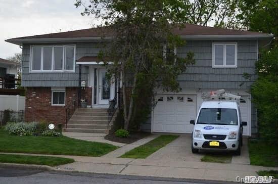 1 of 1 - 2950 Whaleneck Drive, Merrick, NY