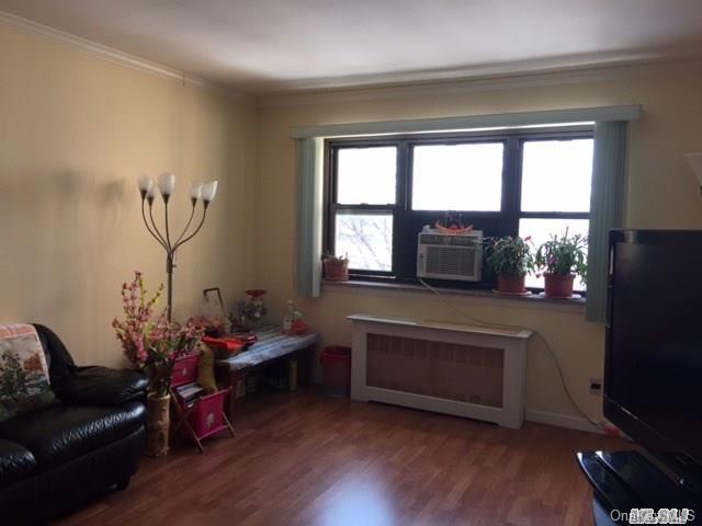 1 of 1 - 29-50 137 St. # 4l, Flushing, NY