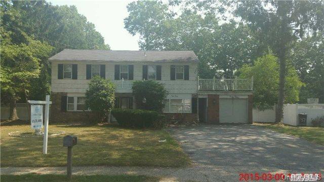 1 of 1 - 33 Stepney Lane, Brentwood, NY