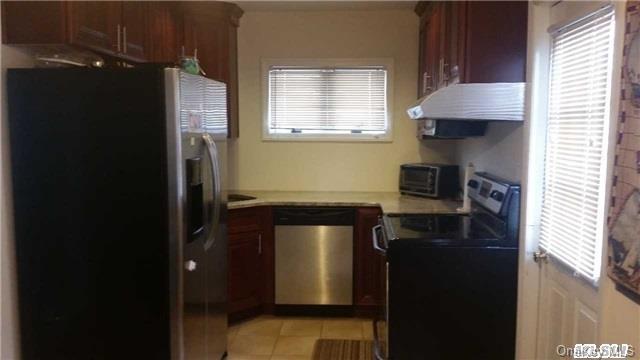 1 of 1 - 15 Green Avenue, Babylon, NY
