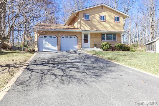 1 of 1 - 3 Dalewood Lane, Kings Park, NY