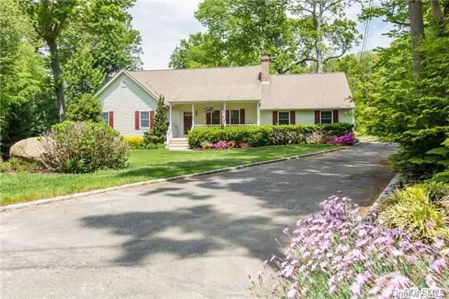 1 of 1 - 11 Linda Lane, Riverhead, NY