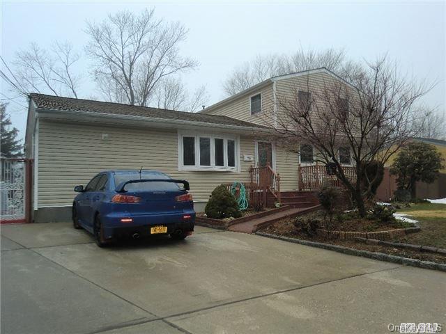 1 of 1 - 1718 Central Boulevard, Bay Shore, NY