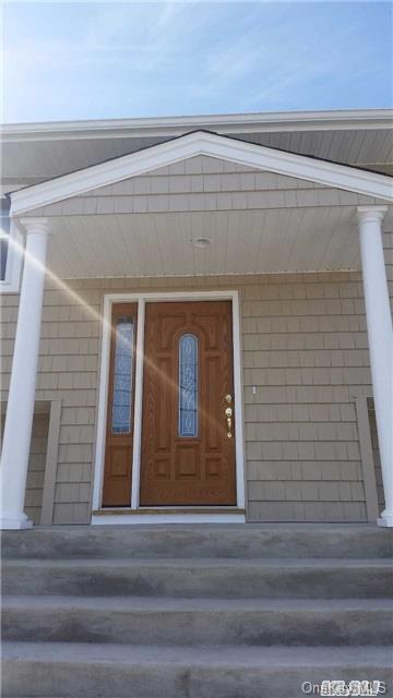 1 of 1 - 52 Westminster Lane, West Islip, NY