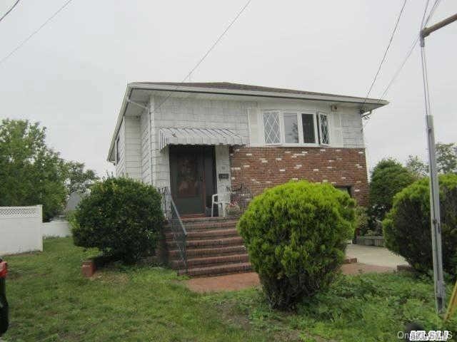 1 of 1 - 20 Laurel Road, Freeport, NY