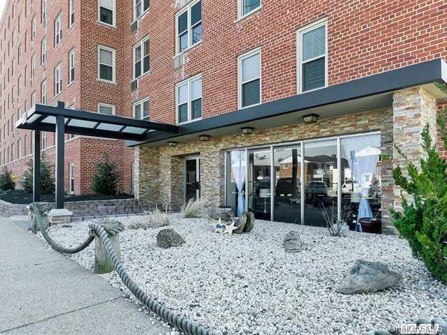 1 of 1 - 560 Broadway # 4g, Long Beach, NY