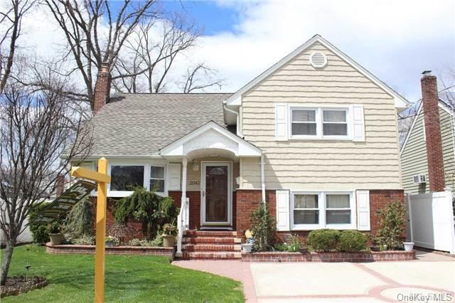 1 of 1 - 2042 Freeman Avenue, Bellmore, NY