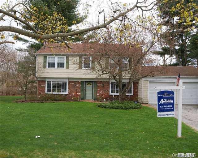 1 of 1 - 6 Hadley Court, Stony Brook, NY
