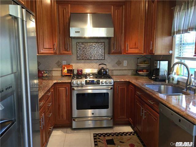 1 of 1 - 26 Halley Court, Nesconset, NY