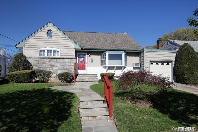 1 of 1 - 2318 Charing Cross Road, Baldwin, NY