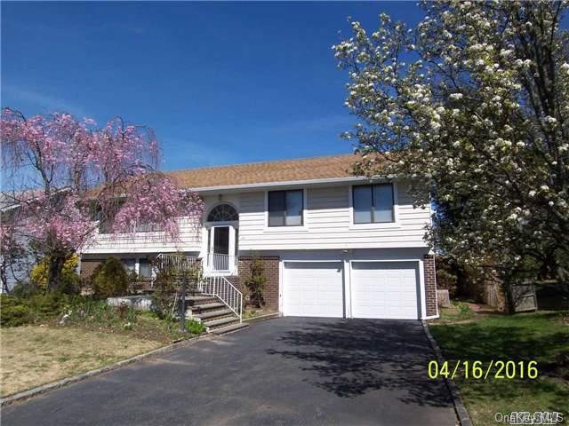 1 of 1 - 43 Hitching Post Lane, Glen Cove, NY