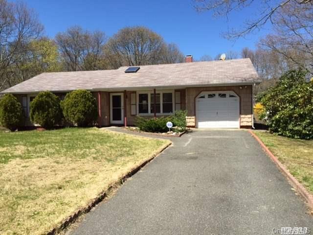 1 of 1 - 1 Chestnut Lane, Manorville, NY