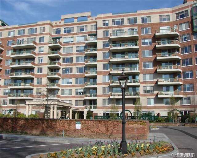 1 of 1 - 111 Cherry Valley Av # 505, Garden City, NY