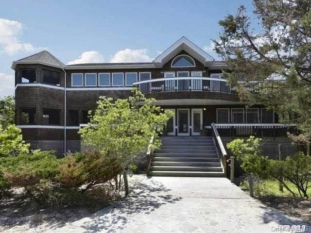 1 of 1 - 262 Wilmot Road, Ocean Beach, NY