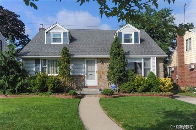 1 of 1 - 39 Shortridge Drive, Mineola, NY