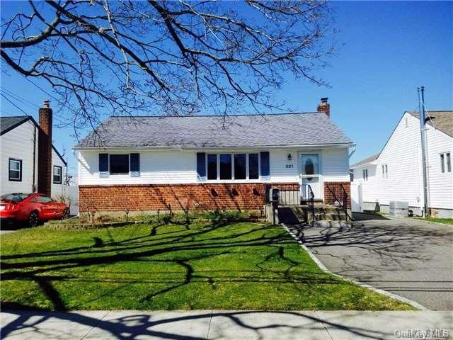 1 of 1 - 221 5th St., Bethpage, NY