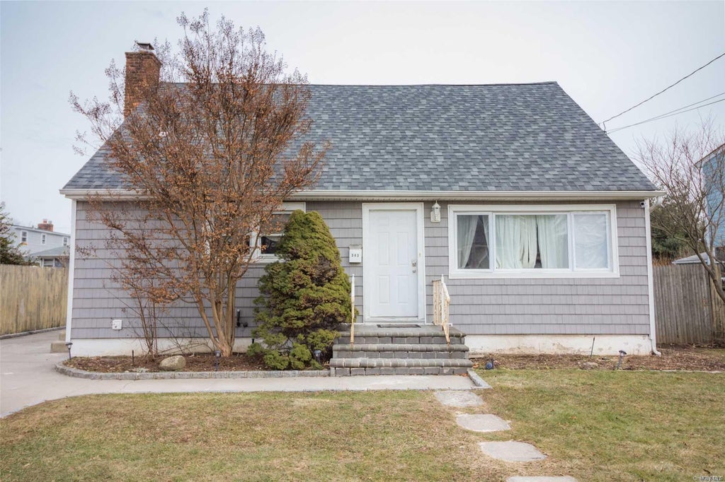 1 of 1 - 343 Greengrove Avenue, Uniondale, NY