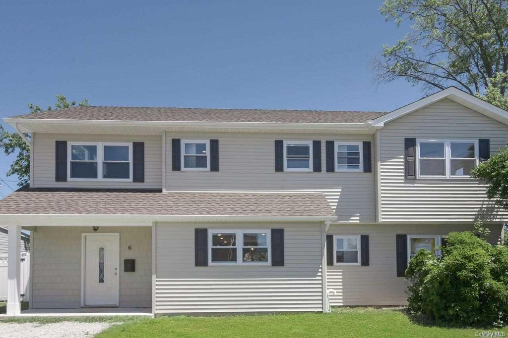 1 of 1 - 6 Starlight Lane, Levittown, NY
