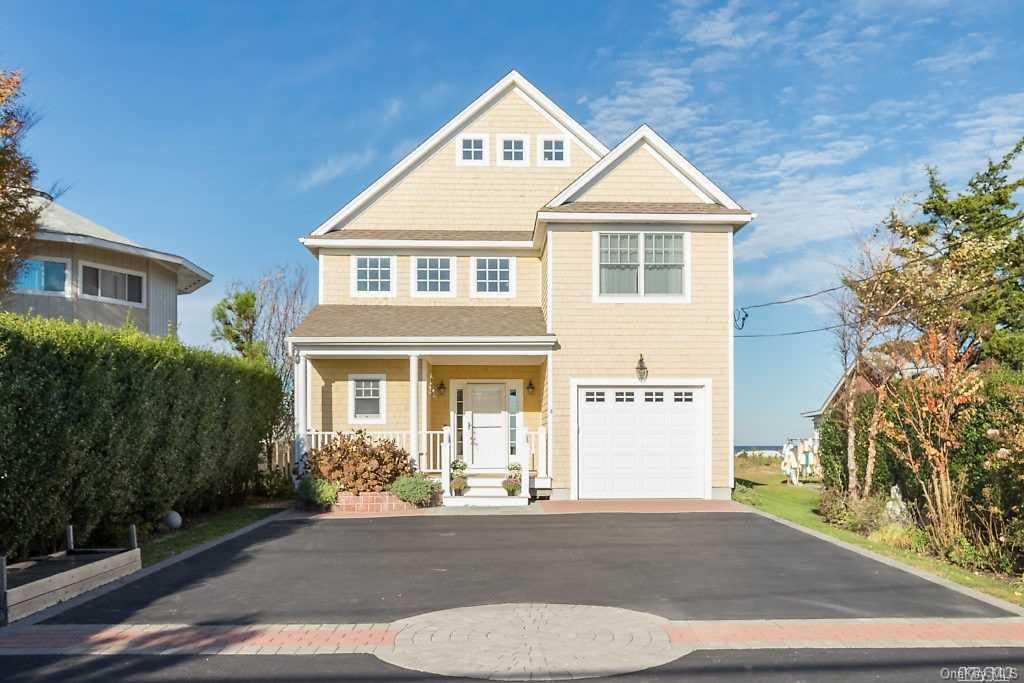 1 of 1 - 178 Asharoken Avenue, Northport, NY
